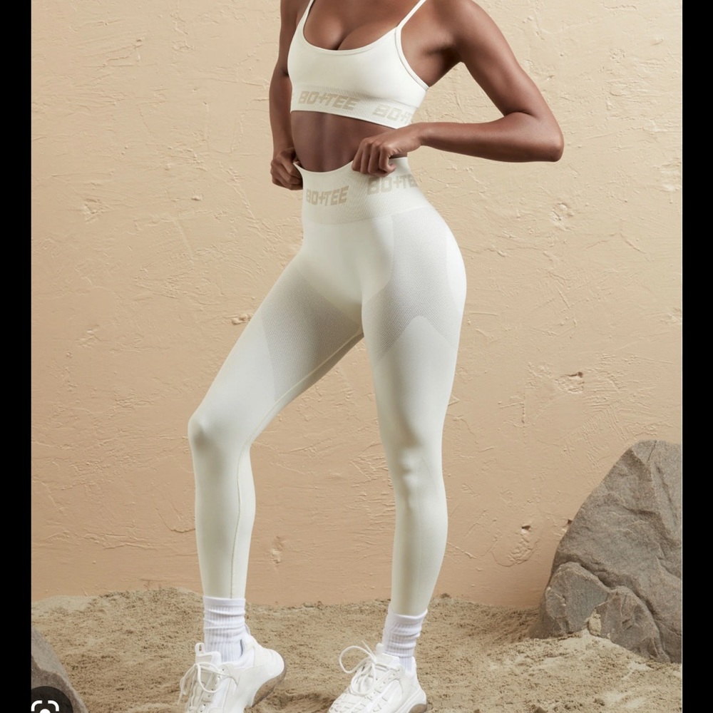 BO + TEE XS stronger seamless legging
